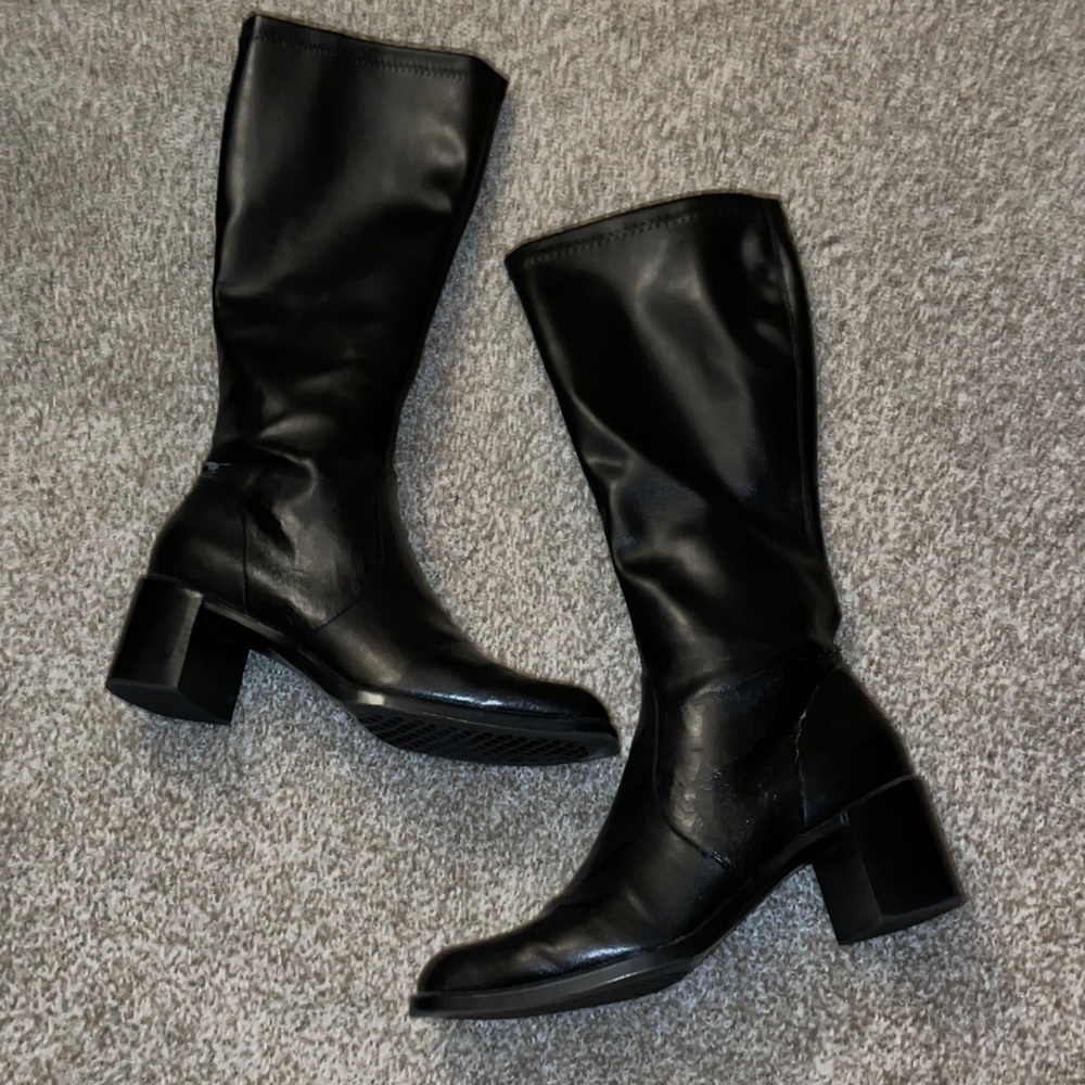 A2 Aerosole Black boots